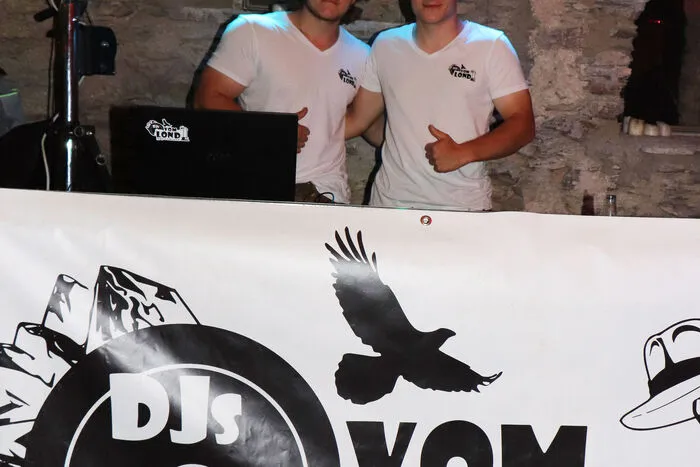 In der Disco waren die “DJ’s vom Lond“ für den satten Discosound zuständig.