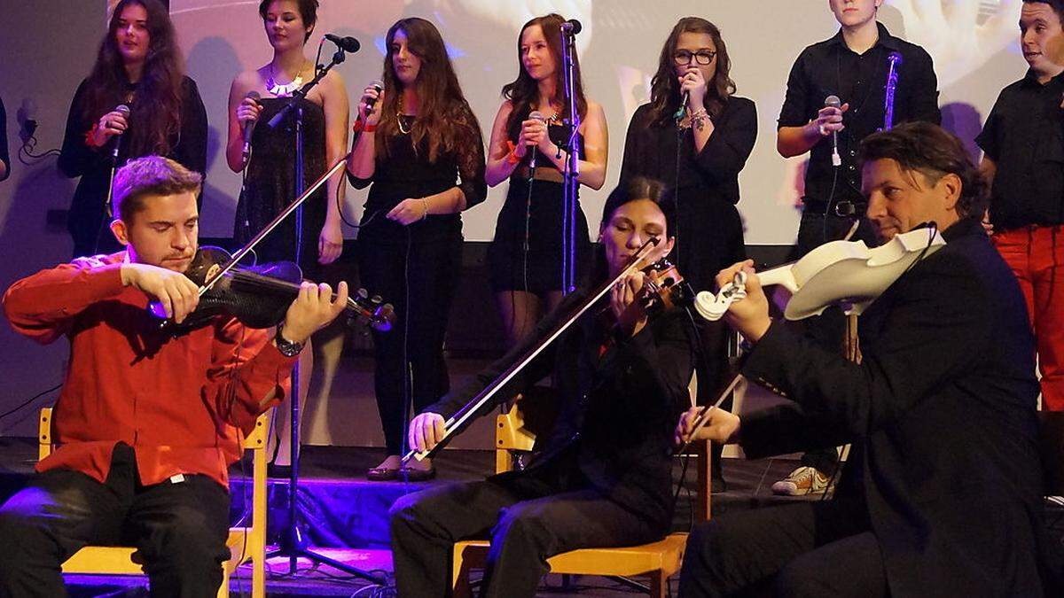 Die Eberndorfer Chor- und Bandwerkstatt „sing4fun“ lud zum 9. Weihnachtskonzert