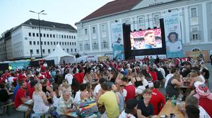 Beim Public Viewing am Neuen Platz in Klagenfurt werden 150.000 Menschen erwartet 
