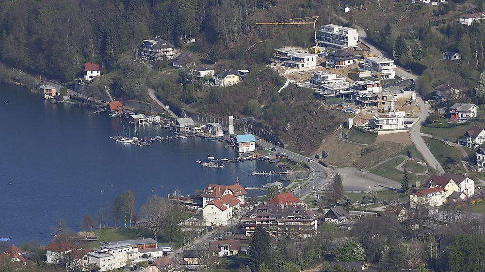 Reifnitz und andere Orte an Kärntner Seen werden reicher – vor allem an Zweitwohnsitzen; die Grünen setzen auf ein neues Raumordnungsgesetz, das auch Freiflächen und Baukultur berücksichtigt 