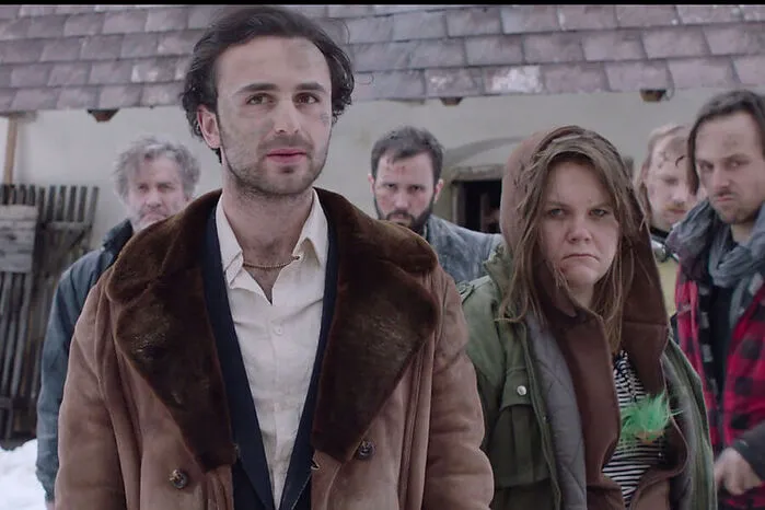... Michael Gusev (links) und Julia Gräfner (Mitte).