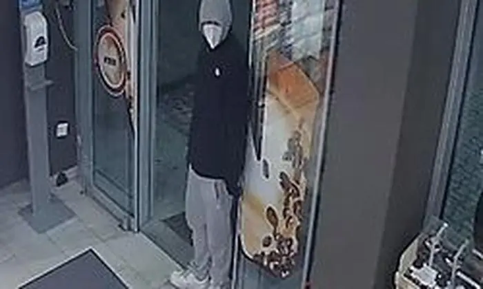 Alle drei Männer trugen eine FFP2-Maske