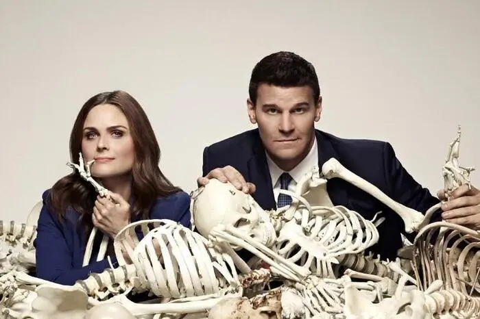 Für Emily Deschanel und die Crime-Serie "Bones - Die Knochenjägerin" hat es sich nach insgesamt zwölf Staffeln ausgejagt.