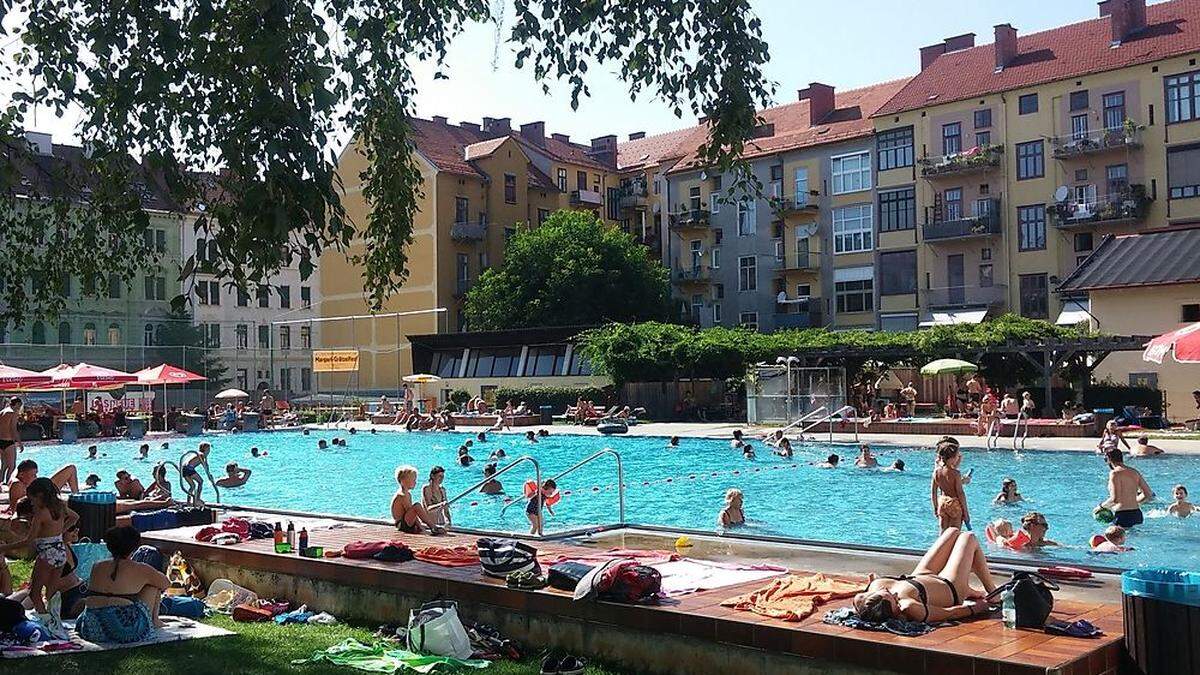 In Spitzenzeiten haben gut 900 Gäste im Margaretenbad Platz. In Corona-Zeiten werden es maximal 290 sein