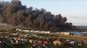 Mülldeponiebrand: Gewaltige Rauchwolke zieht über Osijek