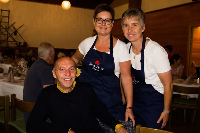 Slow-Food-Koordinator von Kärnten, Eckhart Mandler, mit Michaela Weiss und Claudia Thalmann.