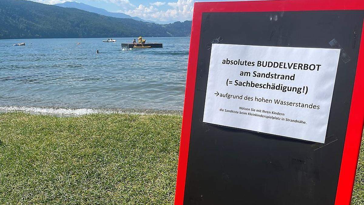 &quot;Absolutes Buddelverbot&quot; herrscht am Strand von Camping Brunner in Döbriach am Millstätter See