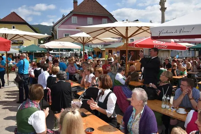 Mitwirkende waren der Kindergarten, die Volksschule, die Musikscuhle, die Neue Mittelschule Mautern,  der Männergesangsverein, das Jugendorchester, der Trachtenverein, die Volkstanzgruppe und der Kirchenchor.