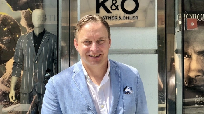 "Dass die Maske für den Handel fällt, finde ich gut. Ich glaube, es wird sich positiv auf unsere Kundenfrequenz auswirken. Es ist ein langsamer Schritt zurück zur Normalität."