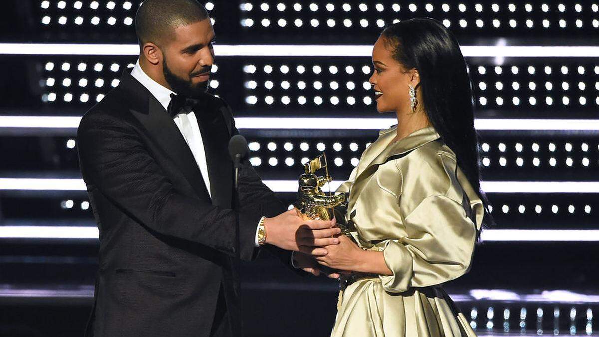 Bei den MTV Video Music Awards hatte Drake Rihanna seine Liebe gestanden