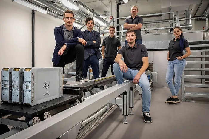 Das Team des Labors besteht aus sechs Personen.
