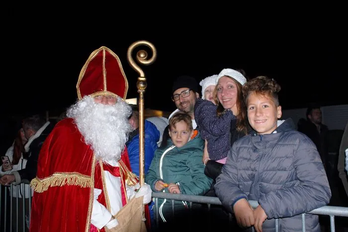 Auch der Nikolaus schaute vorbei und verteilte kleine Geschenke.
