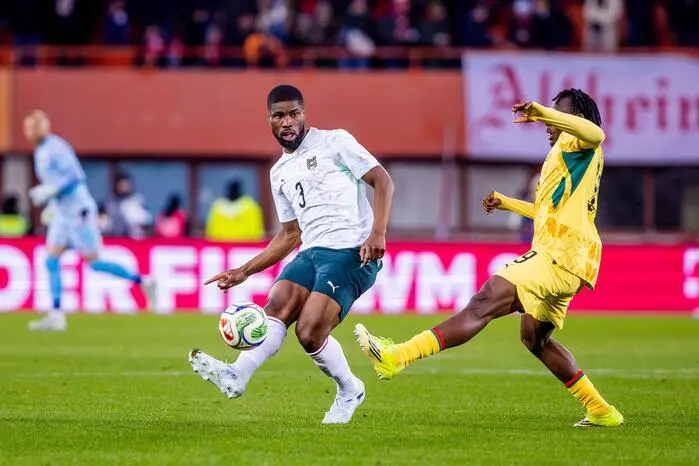 Kevin Danso: 4 | Den Tottenham-Legionär zog es als Innenverteidiger früh nach vorne, er holte so auch den Elfmeter heraus. Defensiv manchmal mit etwas Mühe, aber grundsätzlich solide.