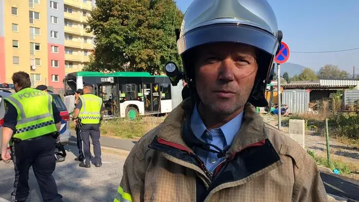 Archivfoto: Klaus Baumgartner, ehemals Chef der Berufsfeuerwehr Graz, nach dem Zugunglück in der Grazer Grottenhofstraße