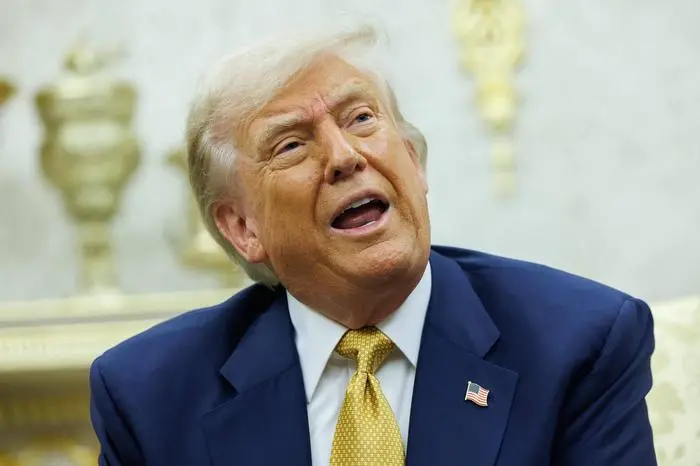 President Donald Trump speaks during a bilateral meeting with Crown Prince and Prime Minister of the Kingdom of Bahrain Salman bin Hamad Al Khalifa in the Oval Office of the White House in Washington DC on Wednesday, July 16, 2025. The Prince is in Washington to hold talks on bilateral relations and strengthening economic ties. PUBLICATIONxINxGERxSUIxAUTxHUNxONLY WAX20250716815 AaronxSchwartz