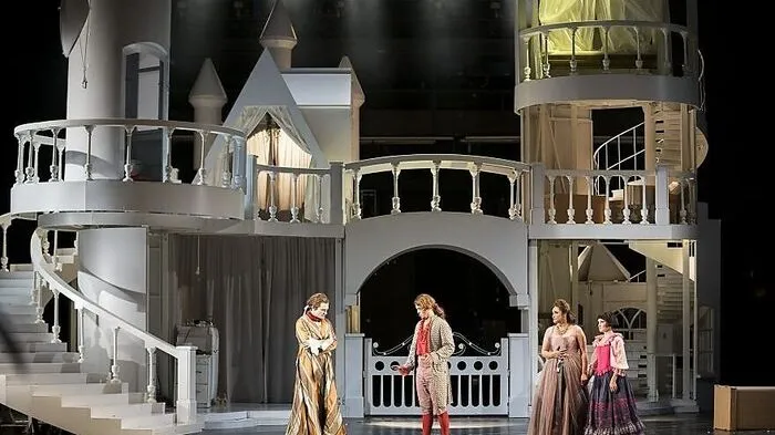 "Le nozze di Figaro" in der Inszenierung von Maximilian von Mayenburg 