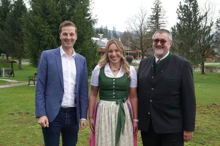 Für Gratulationen kam auch der Gröbminger SPÖ-Bürgermeister Thomas Reingruber