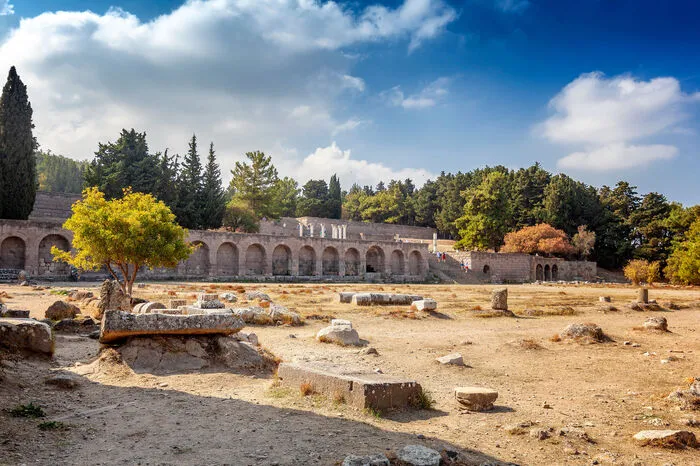 Das Asklepieion, eine der bedeutendsten archäologischen Stätten der Insel. Jahrhunderte vor Christi Geburt wurden dort Kranke nach den Lehren des auf Kos geborenen Arztes Hippokrates behandelt.