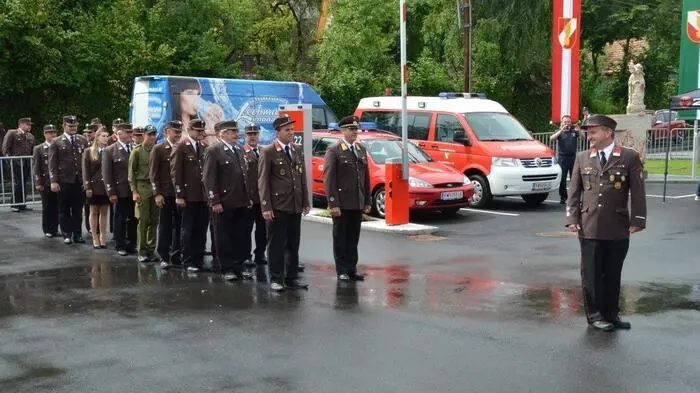 Endlich konnte die offizielle Eröffnung und Segnung des umgebauten Rüsthauses der FF Heiligenkreuz am Waasen stattfinden.