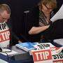 TTIP-Gegner machten sich im EU-Parlament lautstark bemerkbar