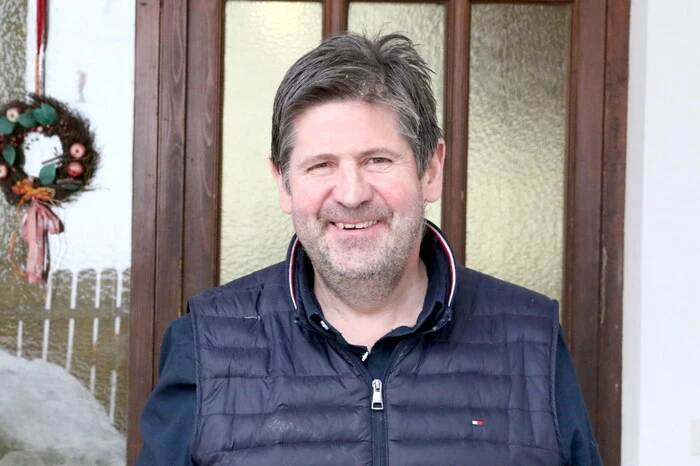 Den letzten Saisontag so richtig ausklingen ließen unter anderen Flattnitz-Lifte-Geschäftsführer Adolf Isopp (Foto), Oberst Alexander Kraßnitzer, Extremsportlerin Astrid Kopp, Skiclub Metnitztal-Obmann Markus Wolfger sowie Goldschmied Werner Pejrimovsky.