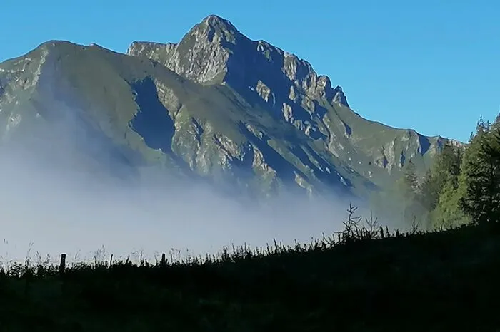 „Das Erwachen des Morgens“ am Eisenerzer Reichenstein hat Leserreporterin Gertrude Liebmann aus Leobeneingefangen