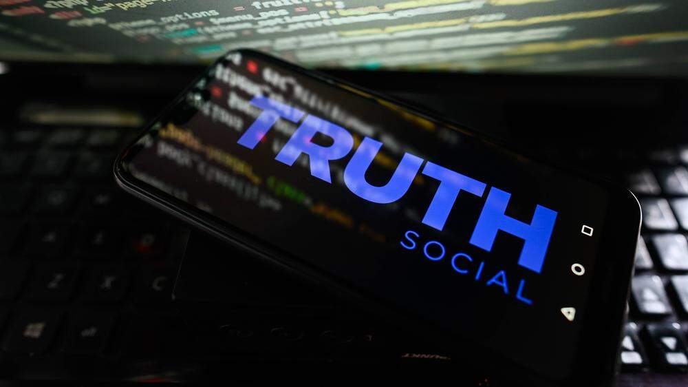 Die Wahrheit als Titel für das soziale Netzwerk von Trump: Dramatischer Verlust an der Börse