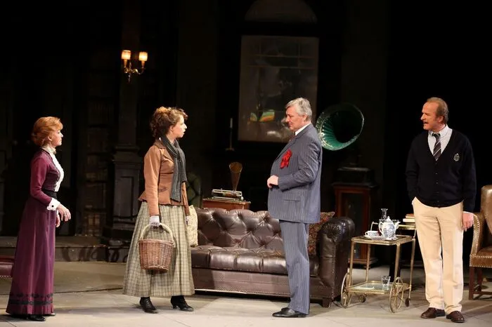 An der Volksoper Wien war sie seit 1959 engagiert. Hier in "My Fair Lady" 2004