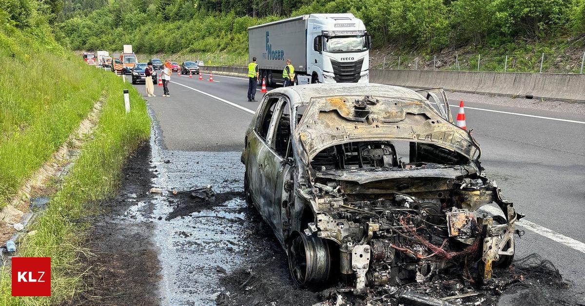 V-llig-ausgebrannt-Auto-fing-auf-der-A2-Feuer-zwei-Frauen-gerettet