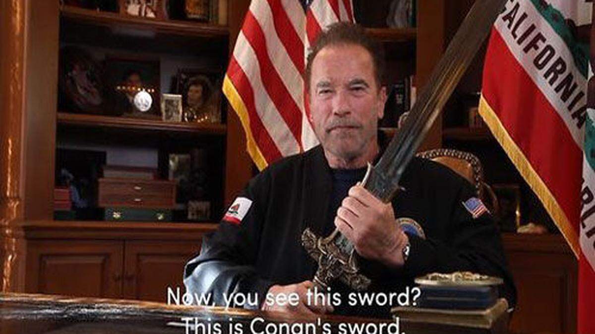 Arnold Schwarzenegger: &quot;Die Demokratie ist wie Conans Schwert: Desto öfter man es härtet, desto stärker ist es.&quot;