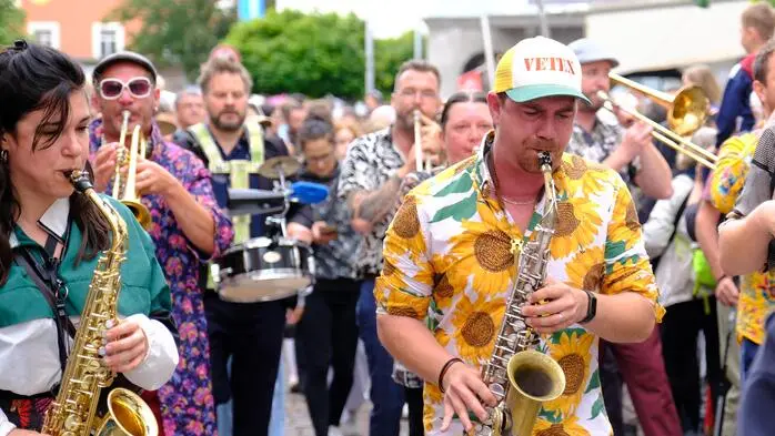 Da war Musik drin: die Olala-Mittagsparade begeisterte