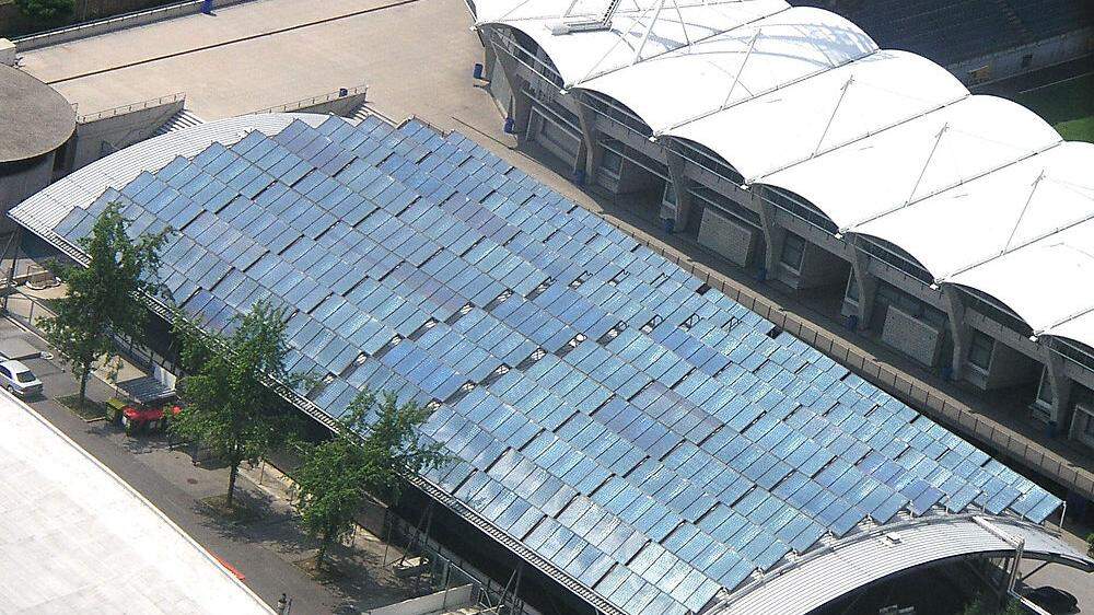 Dort, wo jetzt noch die erste große thermische Solaranlage von Graz steht, wird künftig auf Eis trainiert