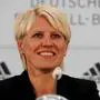 Fussball, Fifa Frauen-Weltmeisterschaft Deutschland 2011, DFB-Pressekonferenz, Montag (27.06.11), Mercedes-Welt, Berlin: Teammanagerin Doris Fitschen. Deutschland gewann am Sonntag (26.06.11) das Auftaktspiel mit 2:1 gegen Kanada. +++ Der dapd Sportdienst ist ueber den dapd newsplaner nutzbar. Die kostenlose Freischaltung kann unter www.newsplaner.de beantragt werden +++ Foto: Axel Heimken/dapd