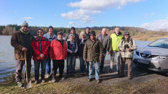 Die Ortsstelle der Berg- und Naturwacht Bad Radkersburg baut jedes Jahr in Pölten nahe dem Golfplatz einen Amphibienschutzzaun.