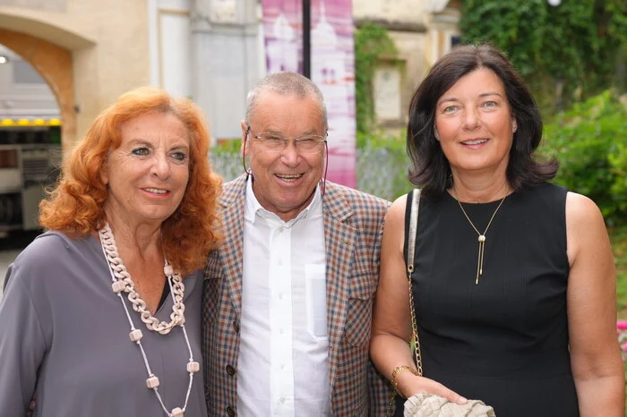 August Mayer hat die Veranstaltung finanziell unterstützt.