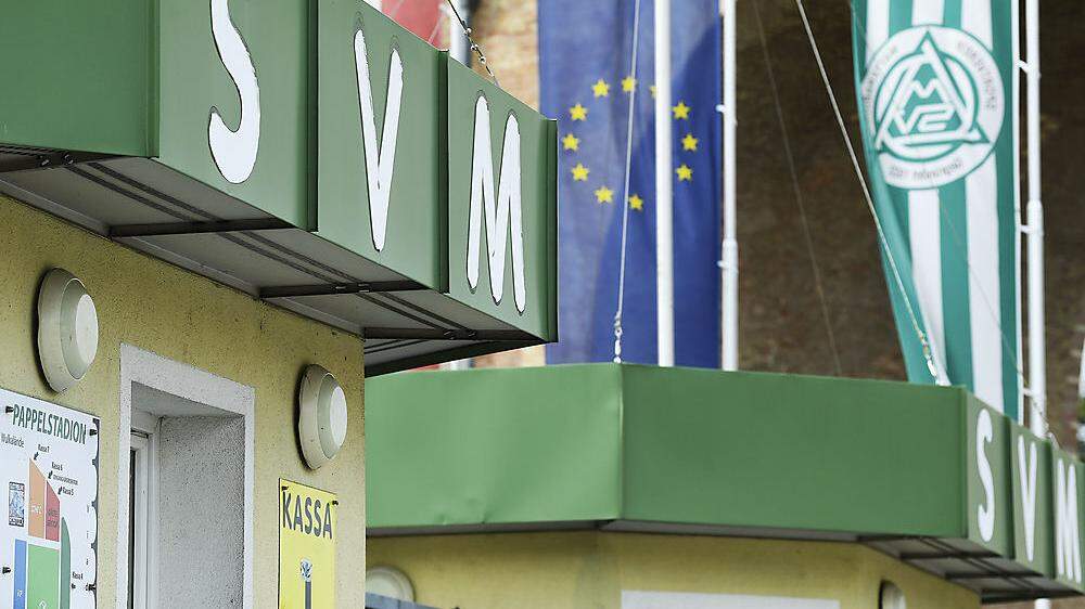 Fassadenprofi Stangl sponserte den SV Mattersburg - der im Zuge der Commerzialbankpleite ebenfalls in die Insolvenz schlitterte