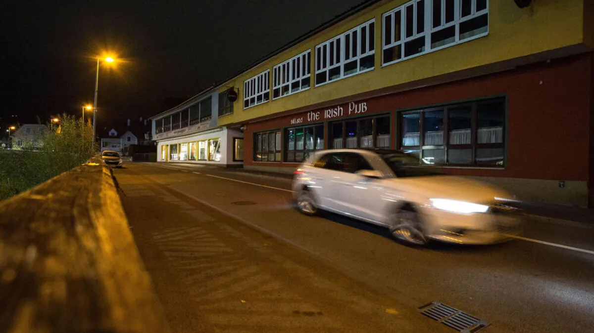 Finster bleibt es hinter den Fenstern und Türen der Weizer Lokale, wie hier beim Irish Pub von Jupp Doppelhofer