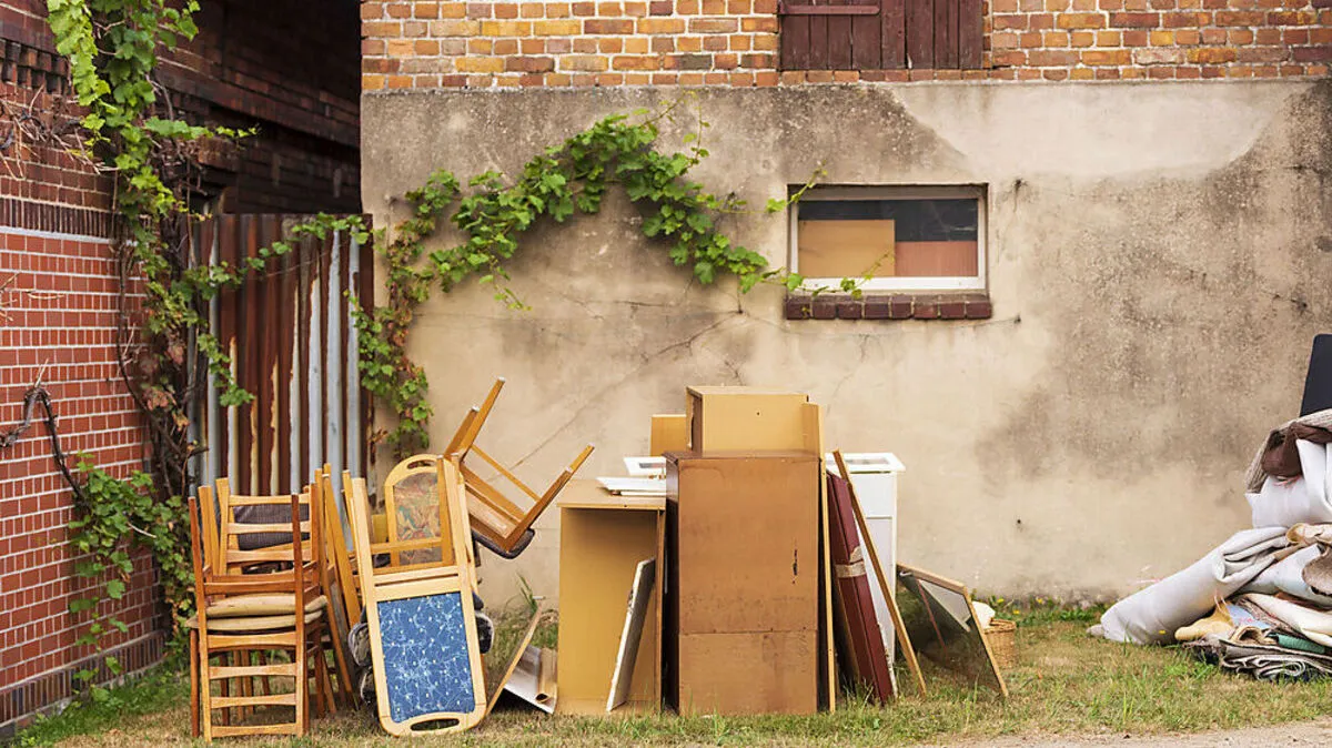 Müllberge im Hinterhof