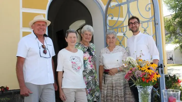 Viele Helferinnen und Helfer haben die Kapelle im Ligister Ortsteil Grabenwarth renoviert