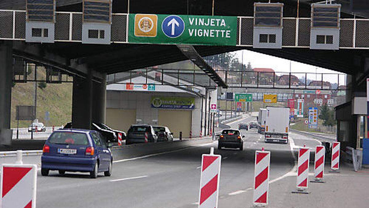 Manche Pendler fahren täglich über die Grenze!