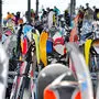 Überfüllte Skigebiete und Warteschlangen an den Liften - im Fachjargon nennt man das "Overtourism"