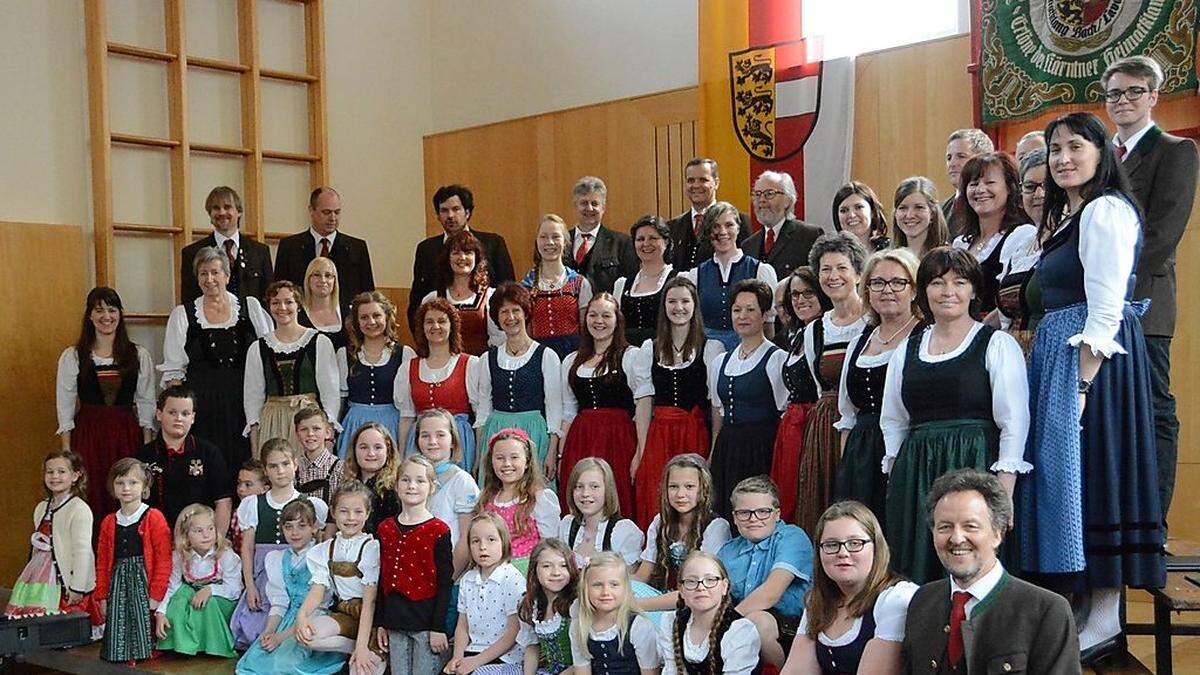 Der Heimatklang Bach und die Schlosskapelle Neuhaus luden zum Frühlingskonzert