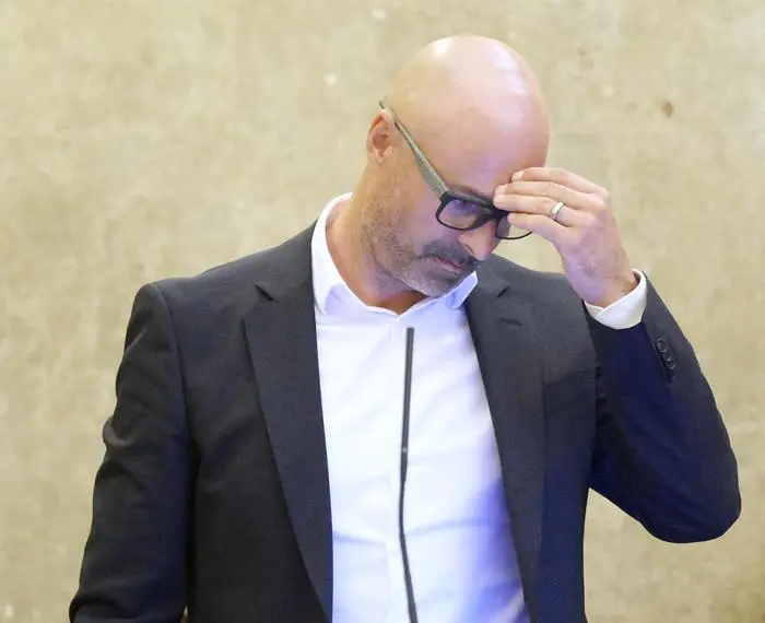 ABD0048_20231023 - WIEN - ÖSTERREICH: Staatsanwalt Gregor Adamovic am Montag, 23. Oktober 2023, anl. des Prozesses wegen Falschaussage im Ibiza-U-Ausschuss am Landesgericht in Wien. - FOTO: APA/ROBERT JAEGER