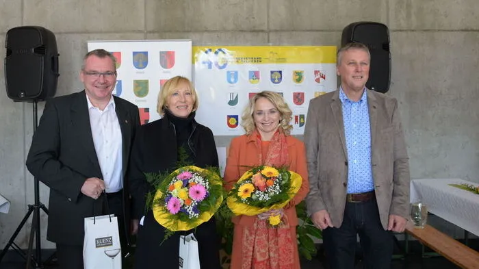 Tratter, Maria Bogensberger vom Österreichischen Abfallwirtschaftsverband, Elisabeth Blanik und Mair bei der Feier