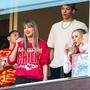Taylor Swift und Brittany Mahomes