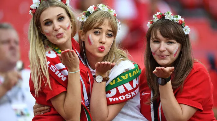 Klicken Sie sich durch die besten Fan-Schnappschüsse der WM!