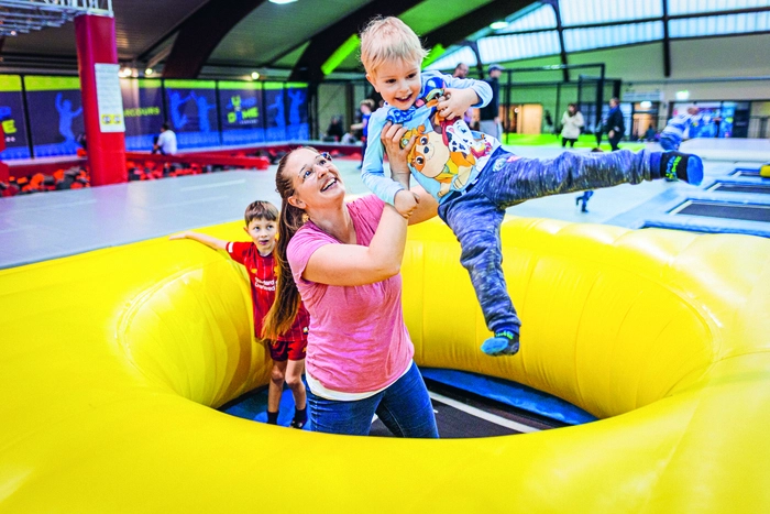 Im Jump Dome Klagenfurt können sich die Kleinsten auch bei schlechtem Wetter so richtig auspowern