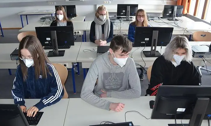 Alle Interviews wurden über die Video-Plattform "Teams" geführt, auch die Jungjournalisten und der betreuende Redakteur haben sich nie persönlich getroffen