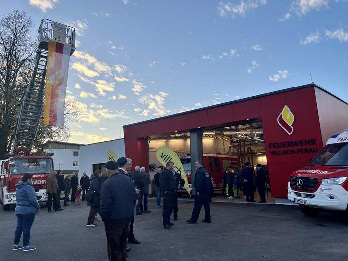 Das neue Feuerwehrhaus in Perau