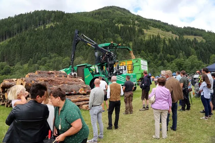 25. Holzstraßenkirchtag in der Ebene Reichenau